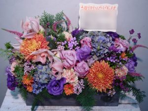 女性　大人っぽく