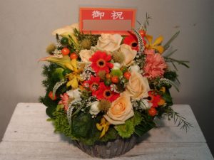 渋谷区恵比寿西のネイルサロンにお届けした開店御祝