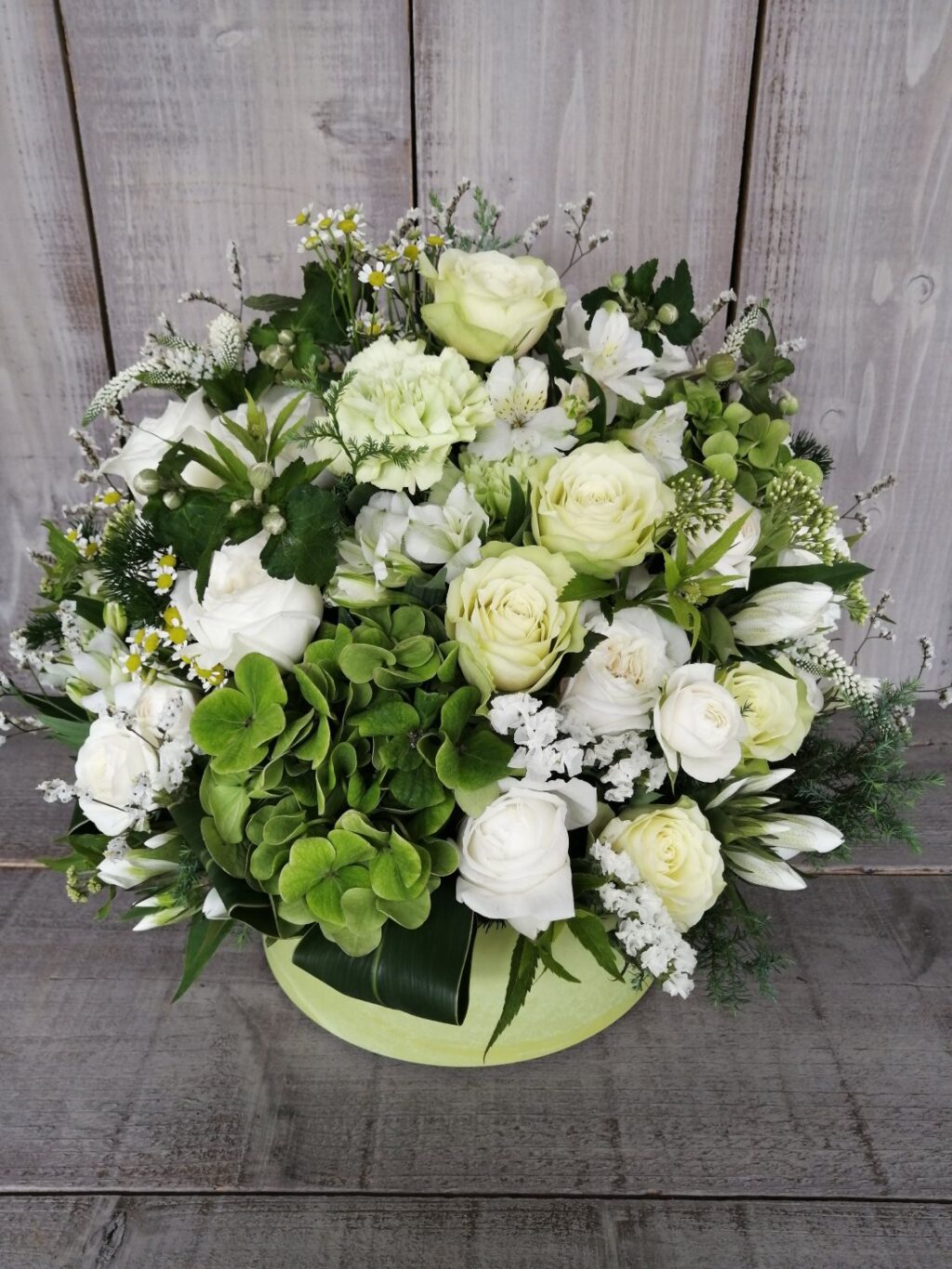 港区にお届けした誕生日御祝いの花