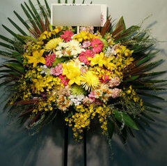 品川　ステラボール　スタンド花