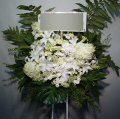 スタンド花・ロビー花を少し