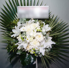 以前のスタンド花・ロビー花を少しずつ