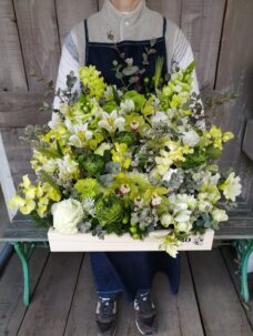 美容室開店御祝いのボックスフラワー＠目黒区