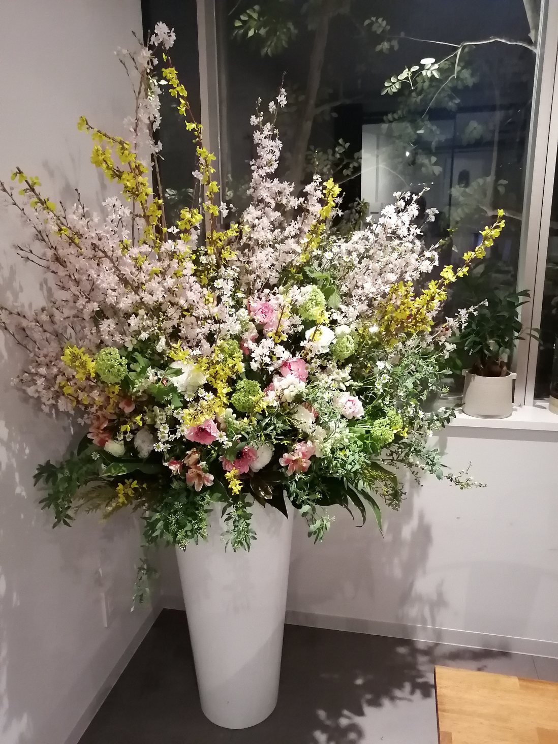入社式の活け込み