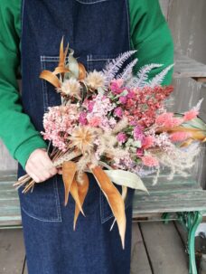 ドライフラワーの花束