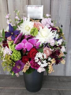 就任御祝いの豪華なアレンジメント＠港区