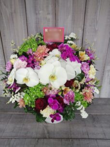 個展開催御祝いでお届けしたアレンジメント＠港区