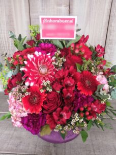 フラメンコ発表会、開催御祝いのアレンジメント＠新宿区