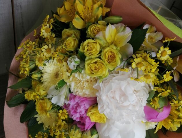 目黒区にお届けした撮影終了後の花束