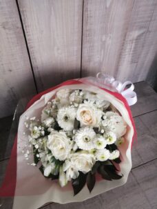 デビュー御祝いの花束＠目黒鹿鳴館