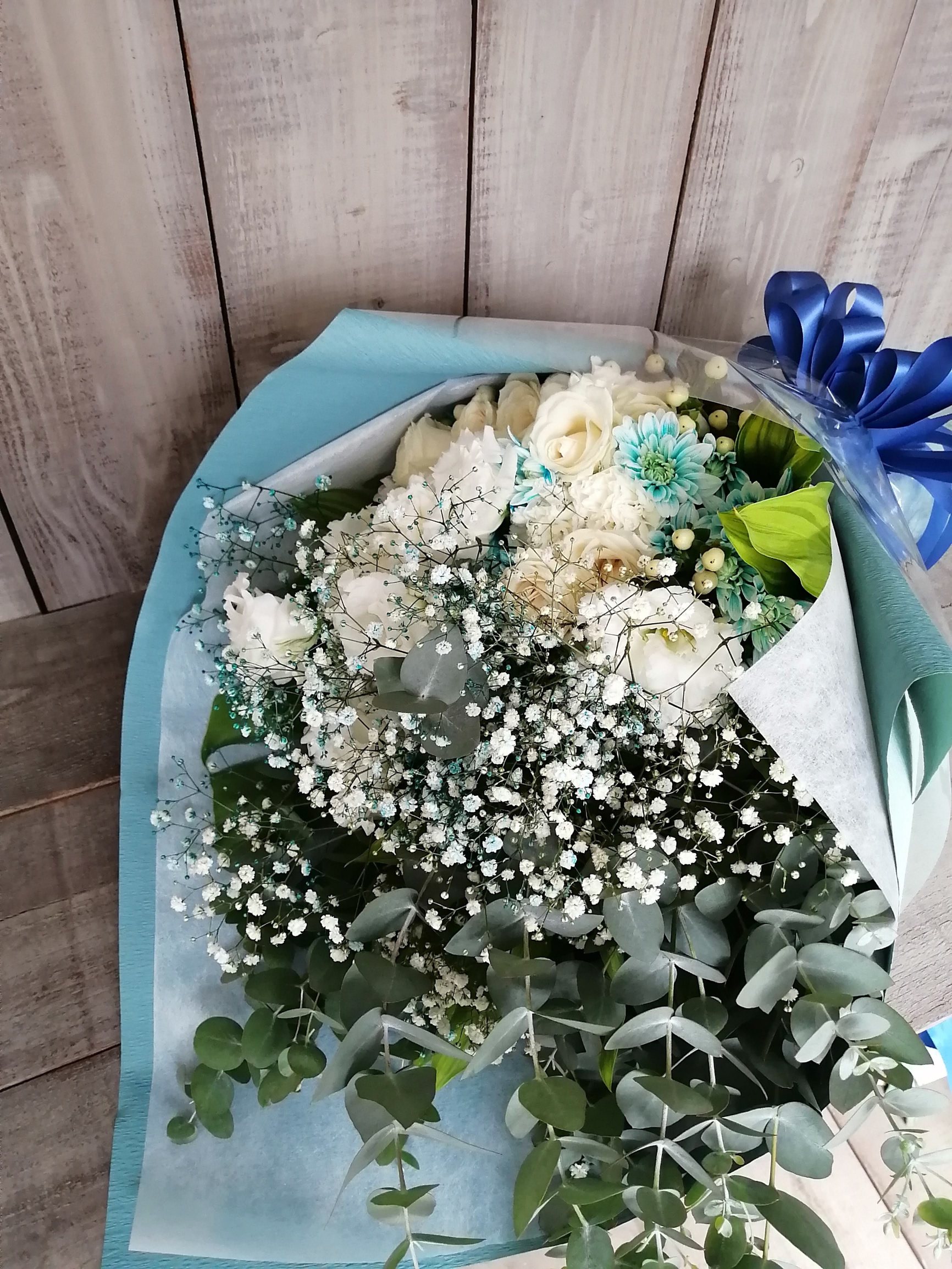 東京メディアシティ 花束 ドラマクランクアップ用