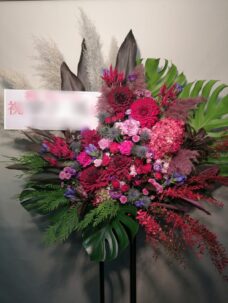 ディナーショー開催御祝いのスタンド花＠第一ホテル