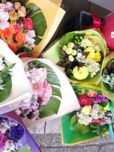 東京メディアシティへのクランクアップの花束