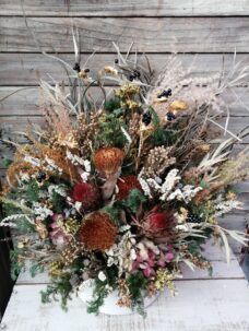 ドライフラワーアレンジメントを小田原市にお届け