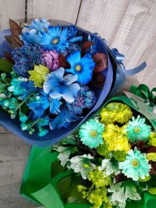 ドラマクランクアップ用にお届けした出演者様宛の花束