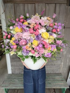 目黒区中町にお届けした誕生日御祝いのフラワーアレンジメント