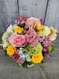 目黒区五本木にお届けした亡くなったペットへの供花　アレンジメントフラワー