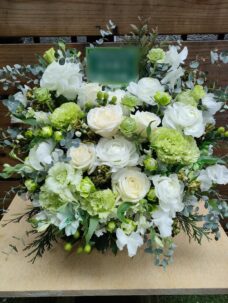 ビルボードライブ東京にお届けした公演御祝のアレンジメントフラワー