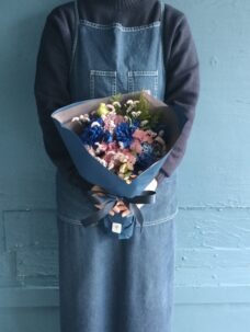 小金井市にお届けした退職の花束